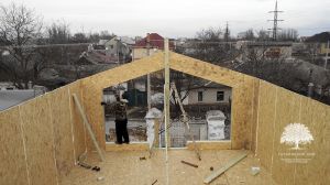 Канадский дом из сип панелей - объект компании &rdquo;Украинский дом&rdquo; в Херсоне - возводим мансардный этаж